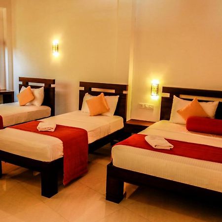 Queens Lodge Kandy Buitenkant foto